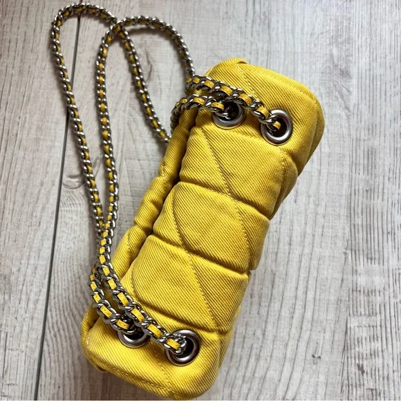 Coach Tabby Shoulder Bag 20 With Quilting Neon - Picture 8 of 12